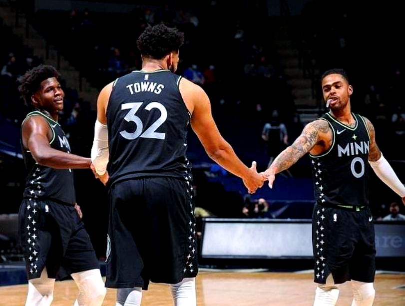 莫兰特三巨头联手，球队未来可期得分突破，狂砍50分冲击季后赛！的简单介绍